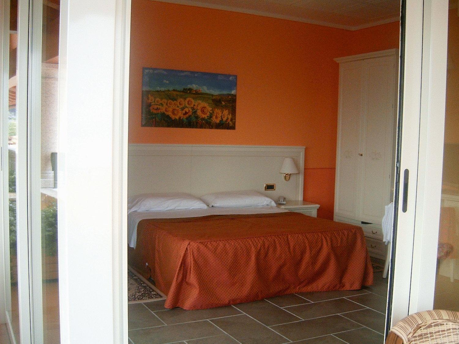 Hotel Azalea Бавено Екстериор снимка